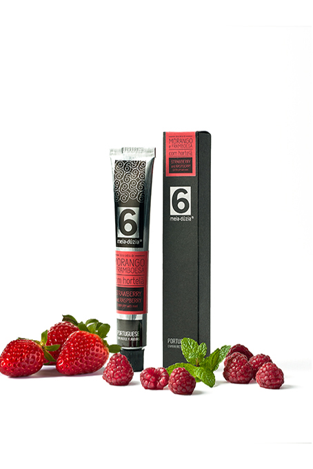 STRAWBERRY AND RASPBERRY EXTRA JAM IN TUBE WITH MINT